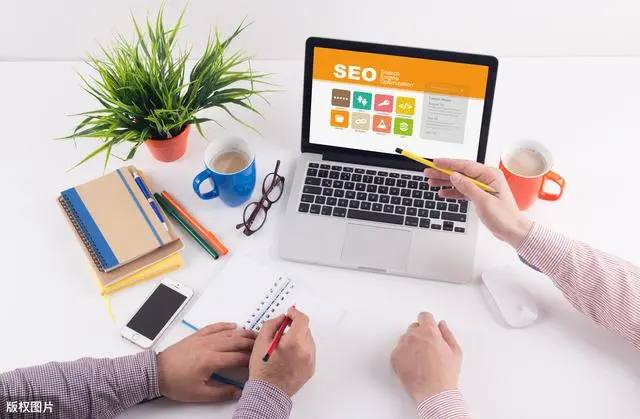 众彩平台app下载李沁给每个人都买了头巾